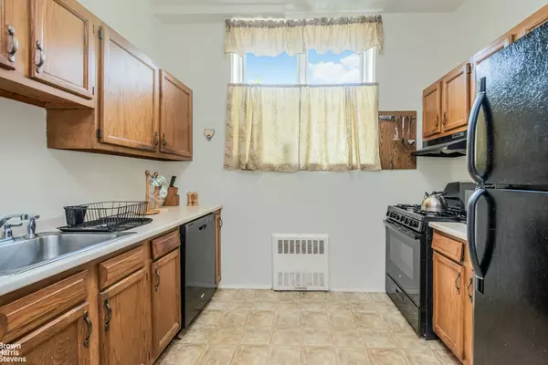 Bronx, NY 10471,6300 RIVERDALE Avenue #LB