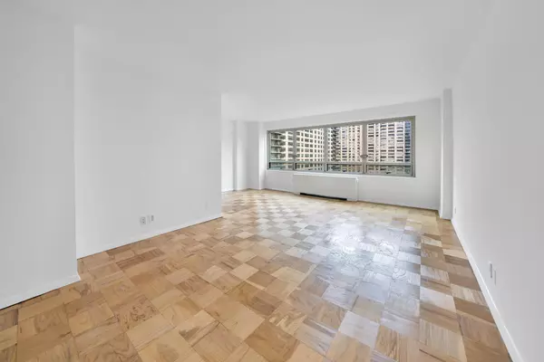 Manhattan, NY 10023,170 W END Avenue #10G