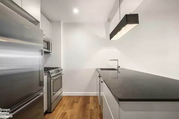 Brooklyn, NY 11217,595 BALTIC Street #4/B