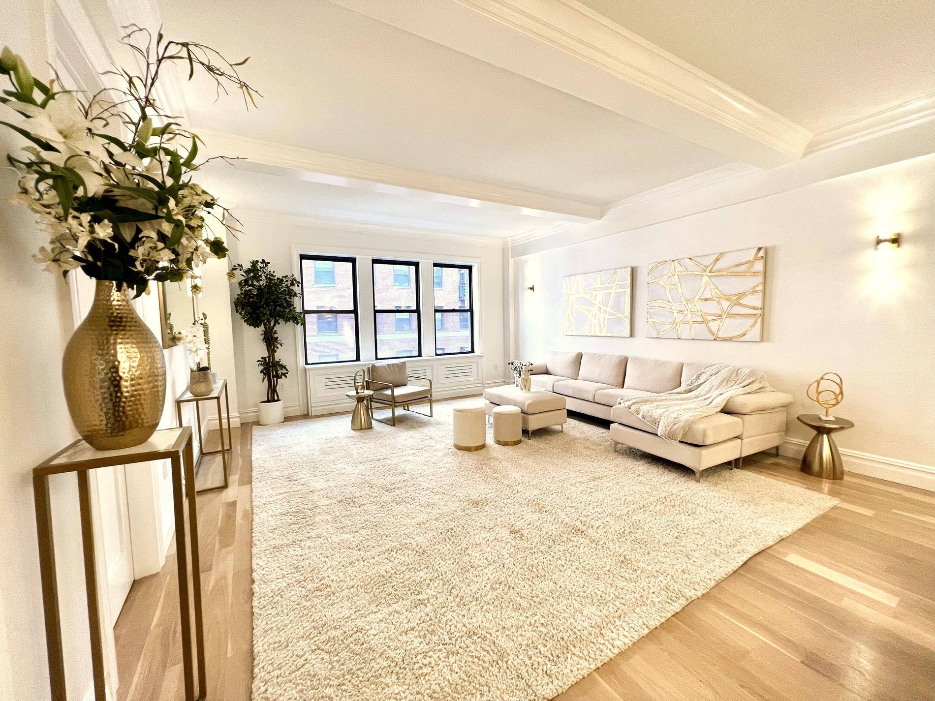 Manhattan, NY 10019,140 W 58th Street #7-B