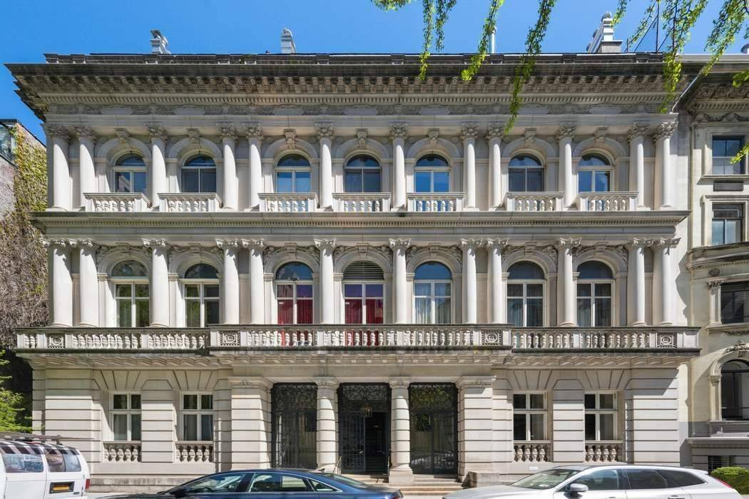 11 E 73rd Street #PH, Manhattan, NY 10021