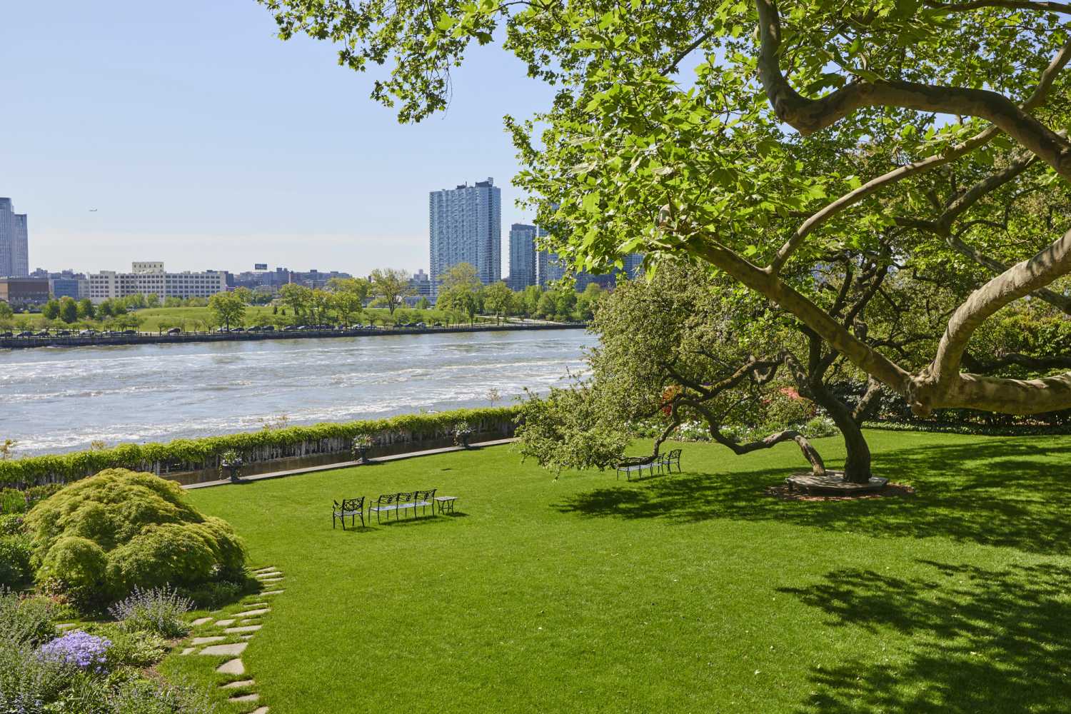6 SUTTON Square, Manhattan, NY 10022