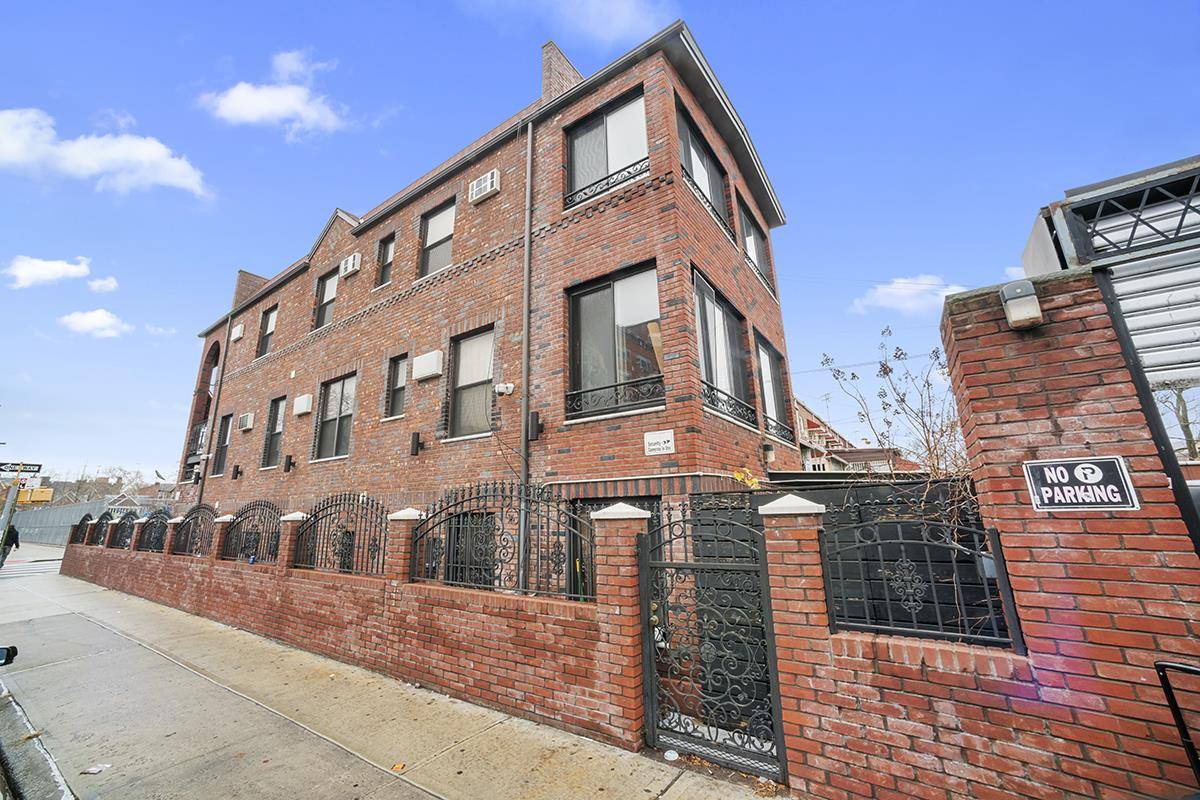 70 E 39th Street, Brooklyn, NY 11203