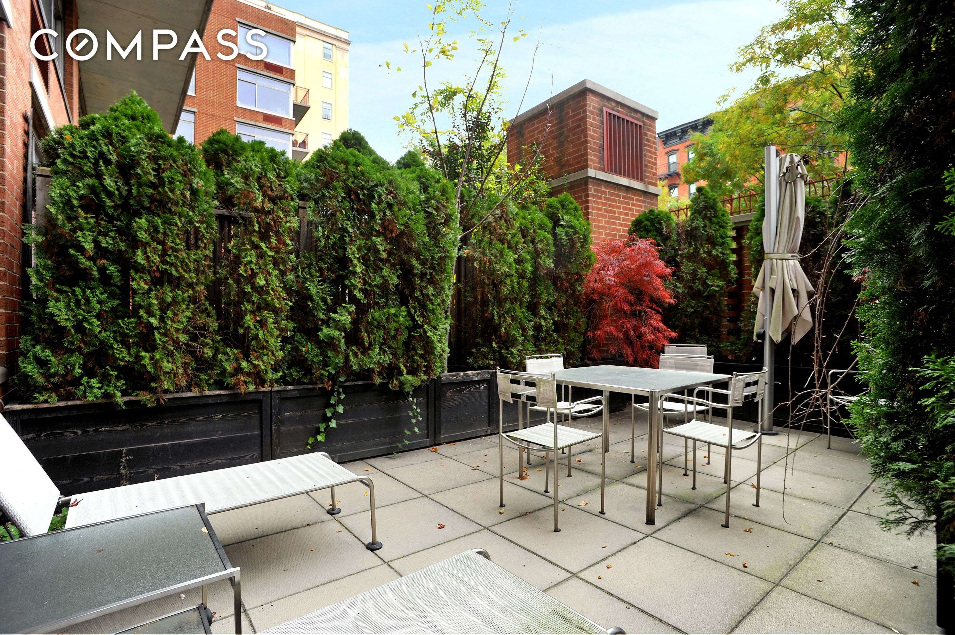 Manhattan, NY 10014,99 Jane Street #1E