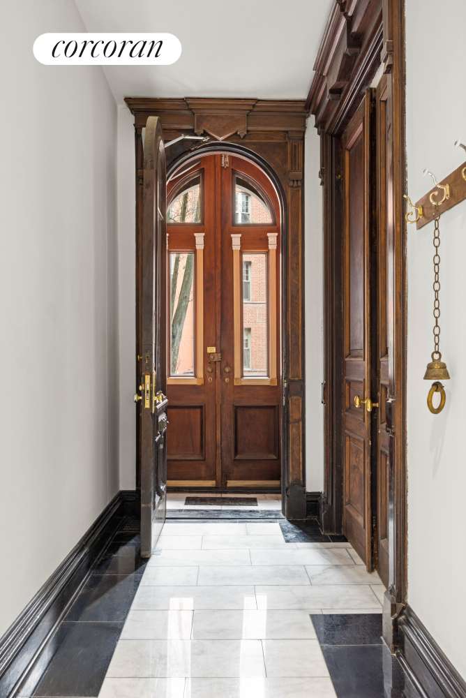 Brooklyn, NY 11201,154A HICKS Street