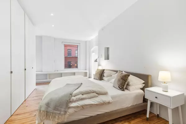 Manhattan, NY 10013,76 LAIGHT Street #3