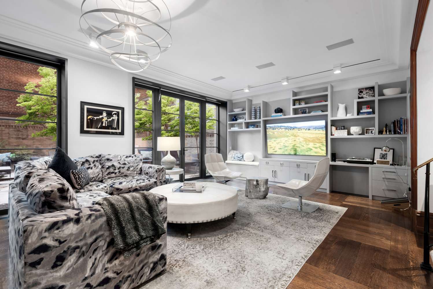 Manhattan, NY 10075,155 E 79TH Street #MAISONETTE