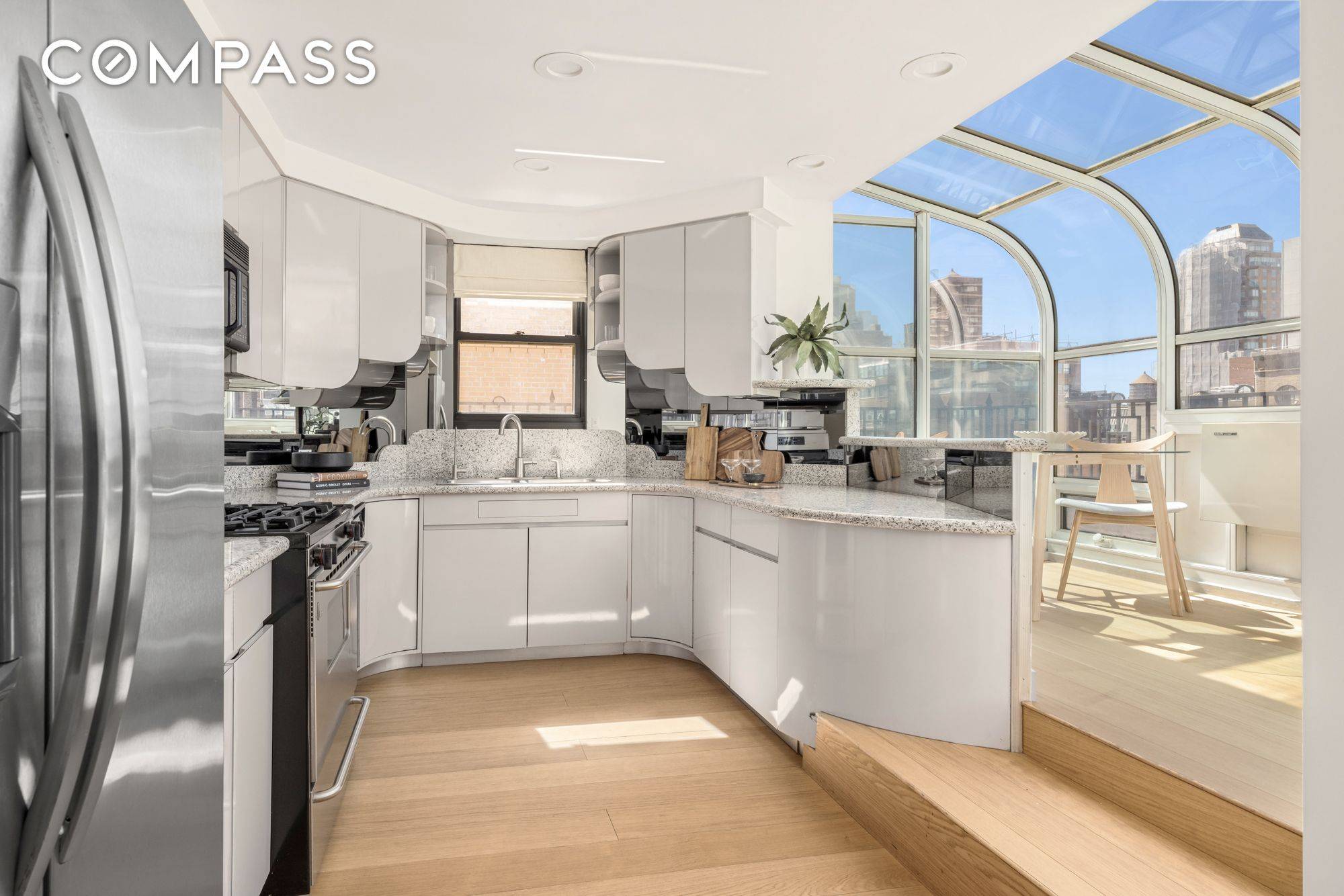 Manhattan, NY 10028,1049 Park Avenue #PH