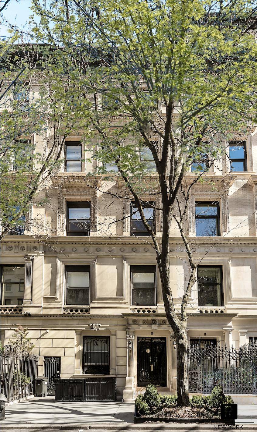 9 E 82nd Street, Manhattan, NY 10028
