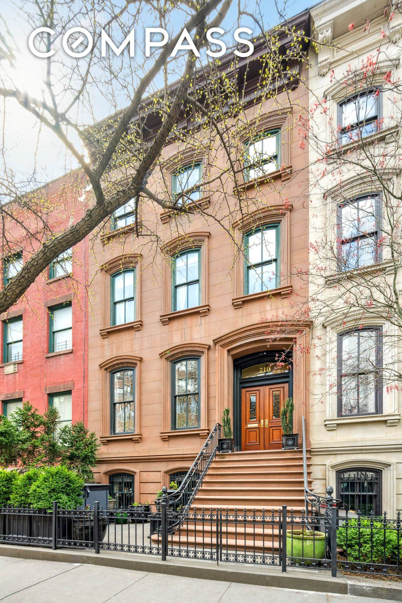 210 E 18th Street, Manhattan, NY 10003