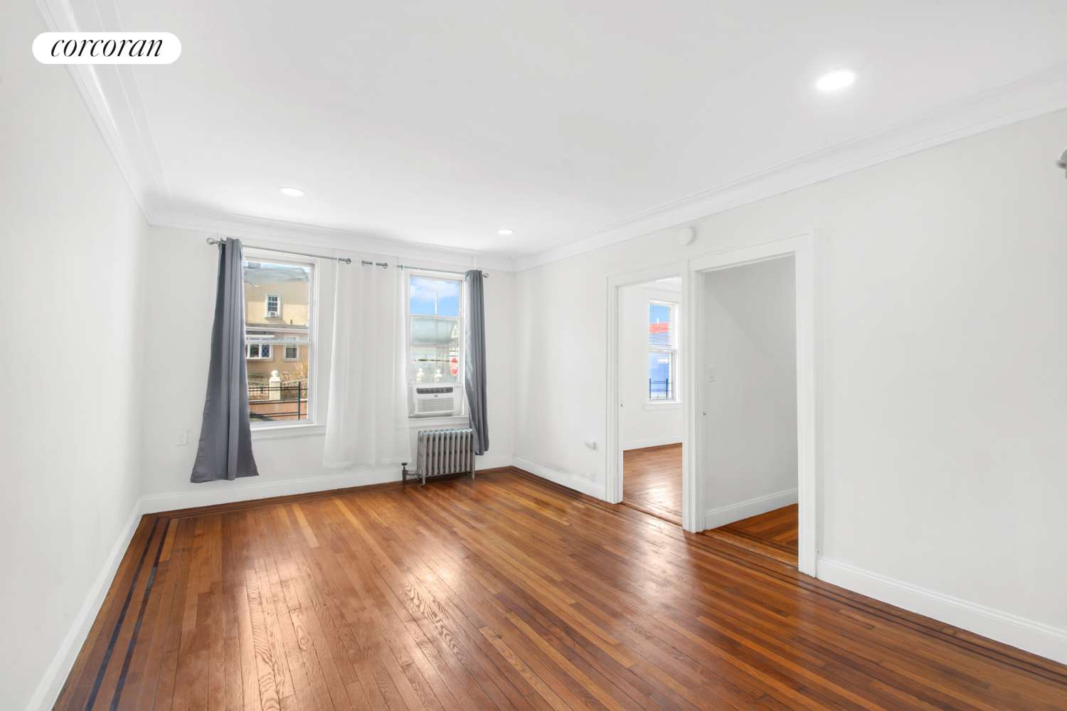 Queens, NY 11435,95-03 CRESSKILL Place