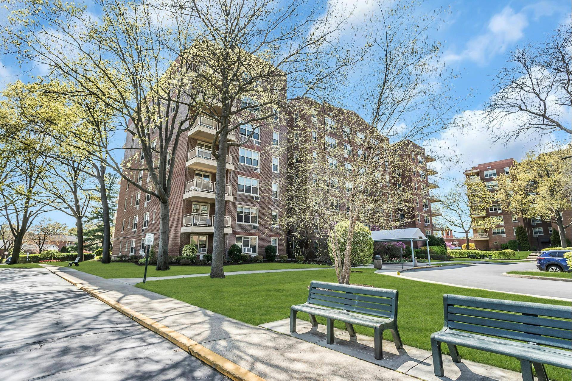 23-55 BELL Boulevard #6D, Queens, NY 11360