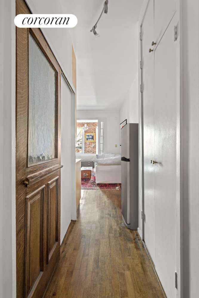 Manhattan, NY 10014,77 PERRY Street #4C