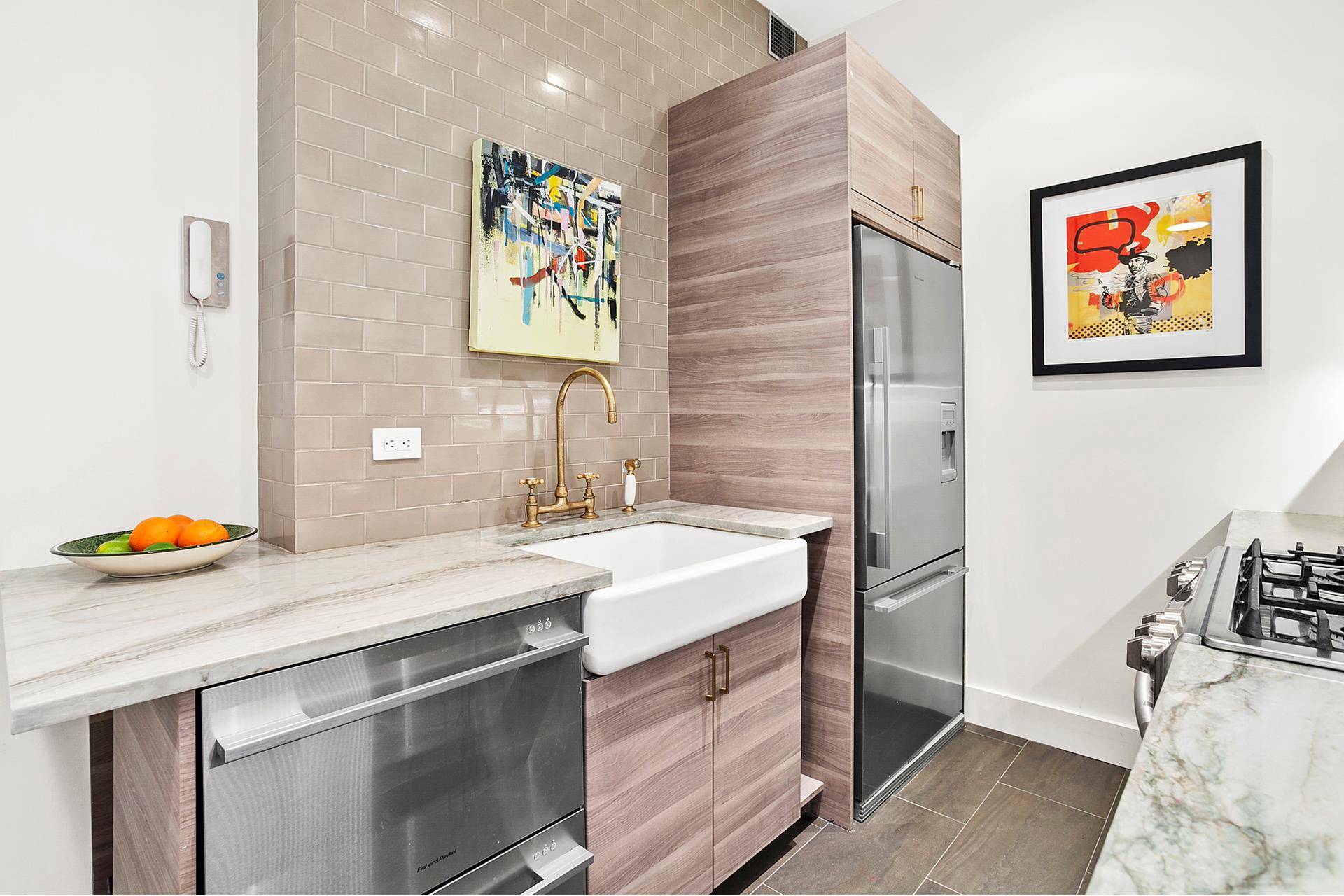 Manhattan, NY 10011,148 W 23RD Street #6J