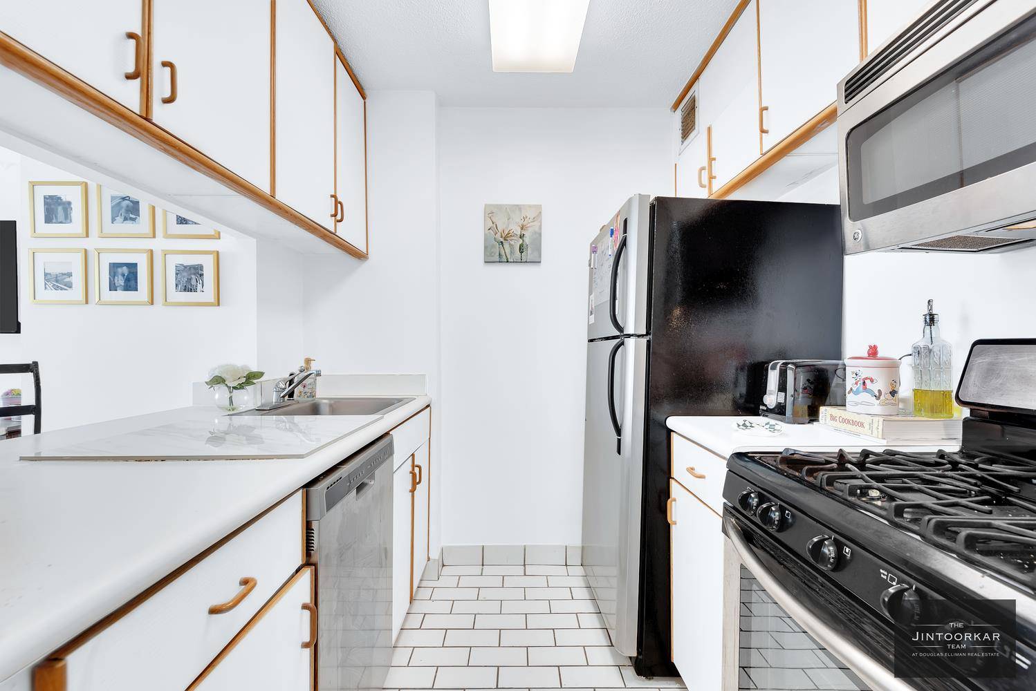 Manhattan, NY 10280,200 RECTOR Place #7N