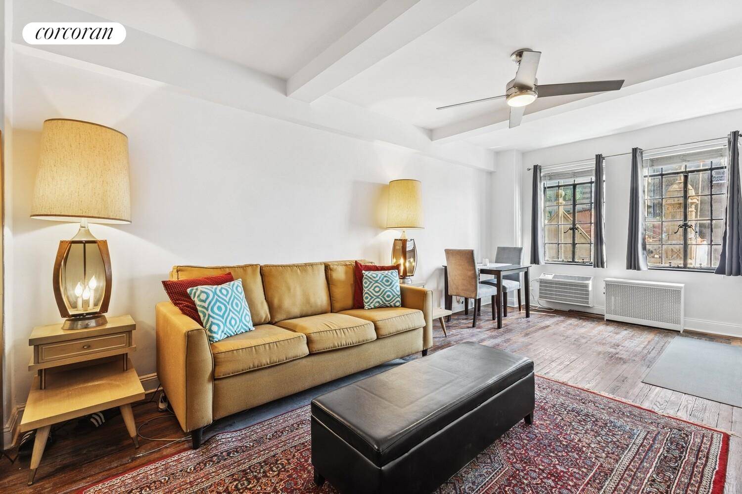 Manhattan, NY 10017,45 TUDOR CITY Place #1002
