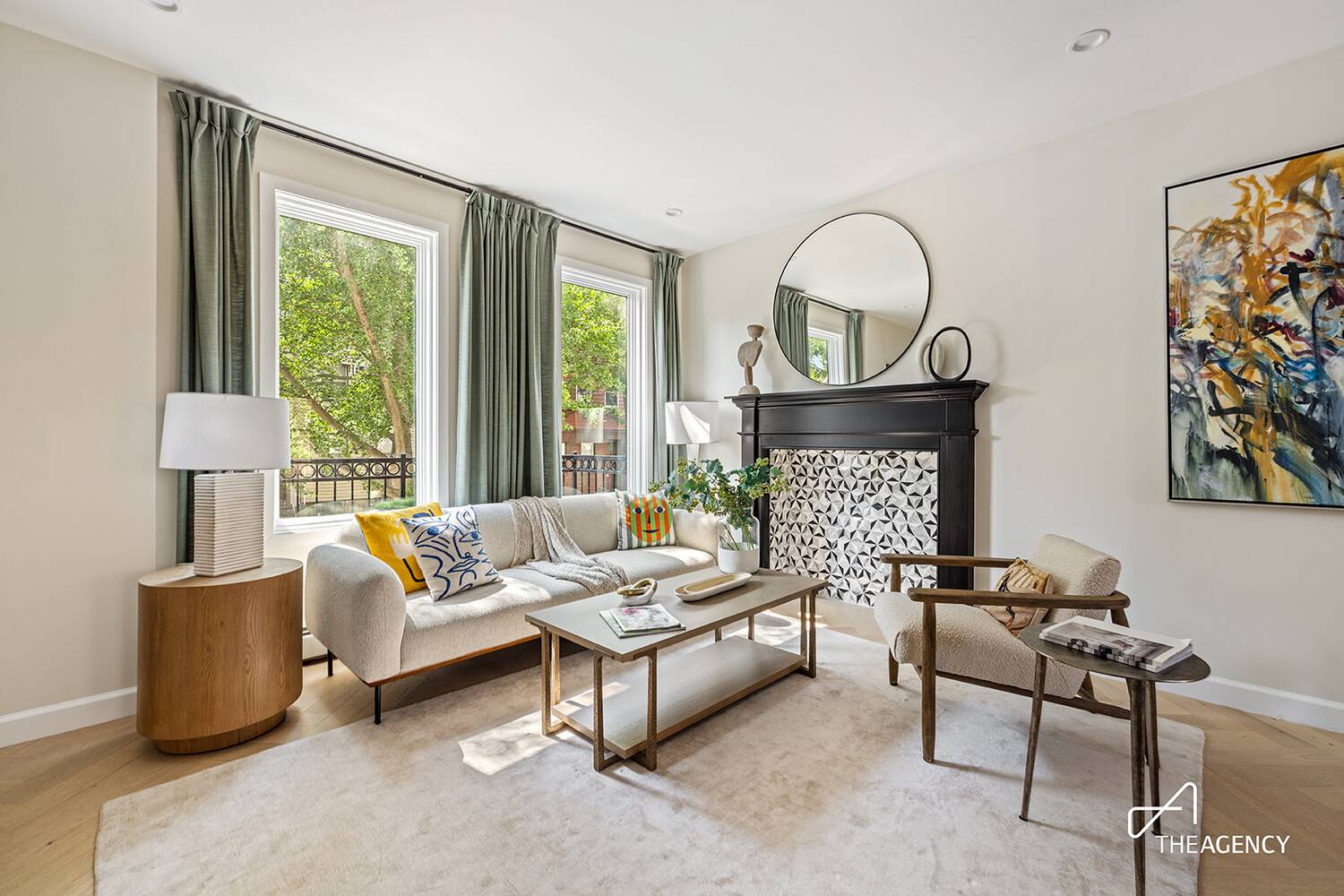 284 MANHATTAN Avenue, Brooklyn, NY 11211