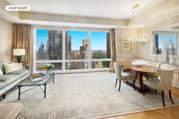 Manhattan, NY 10019,25 COLUMBUS Circle #61G