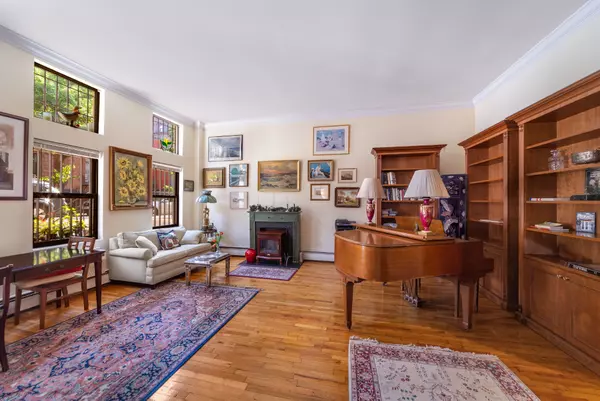 44 W 105th Street #1A, Manhattan, NY 10025