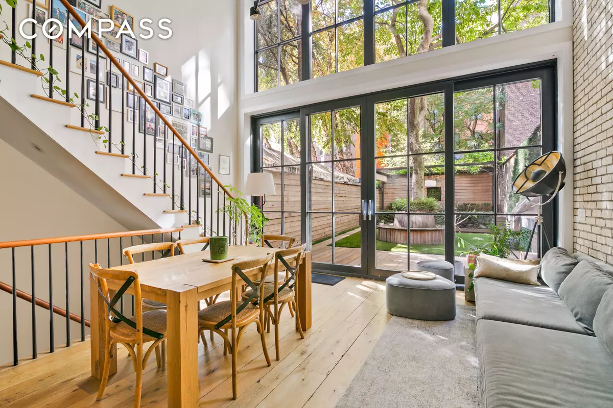 Manhattan, NY 10011,152 W 13th Street