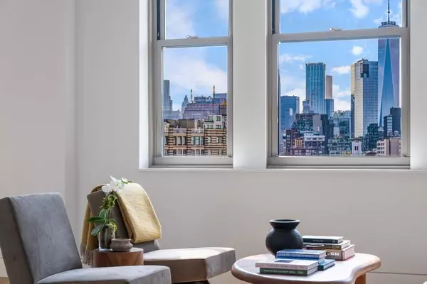 Manhattan, NY 10014,147 Waverly Place #PH