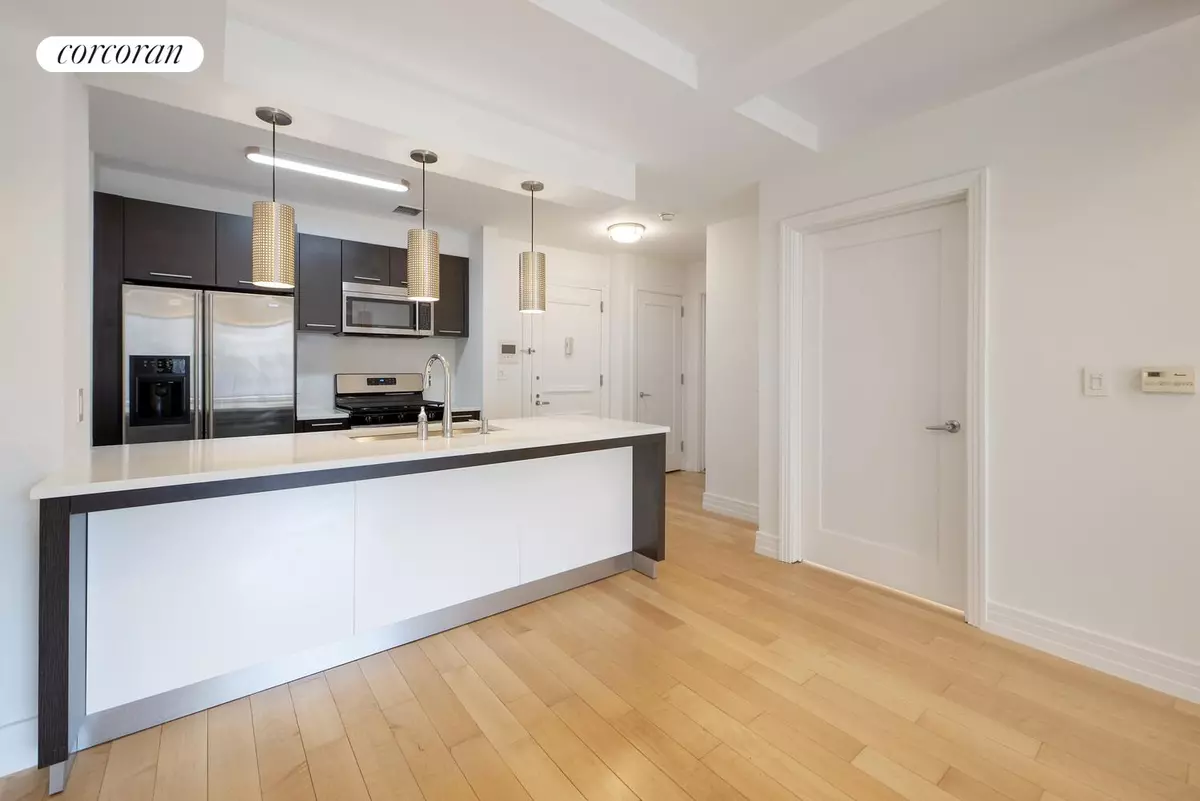 Queens, NY 11375,6405 YELLOWSTONE Boulevard #213