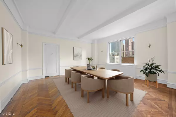 Manhattan, NY 10128,1125 Park Avenue #9E