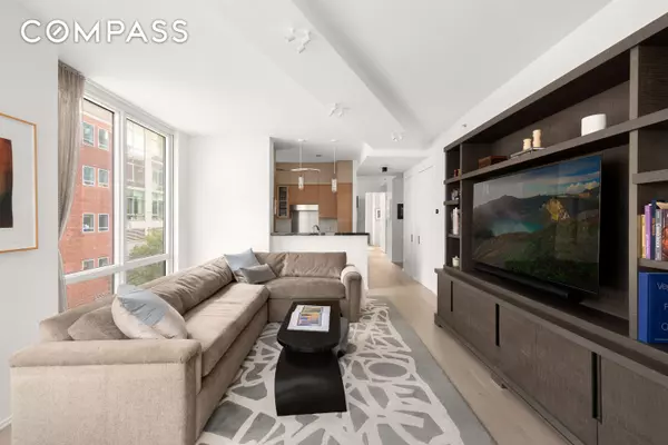 Manhattan, NY 10023,10 W End Avenue #4B