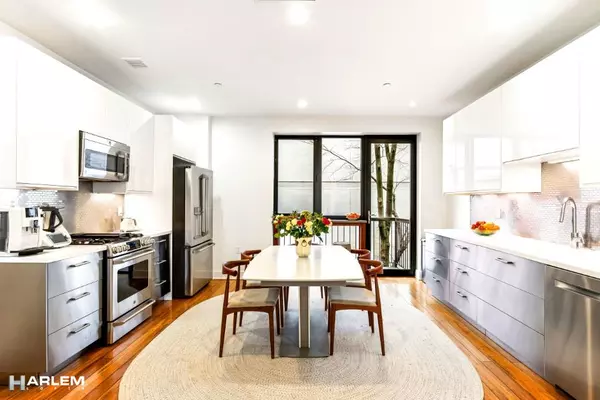 Manhattan, NY 10035,2022 Madison Avenue