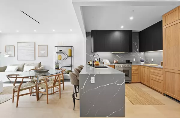 19 N HENRY Street #2, Brooklyn, NY 11222