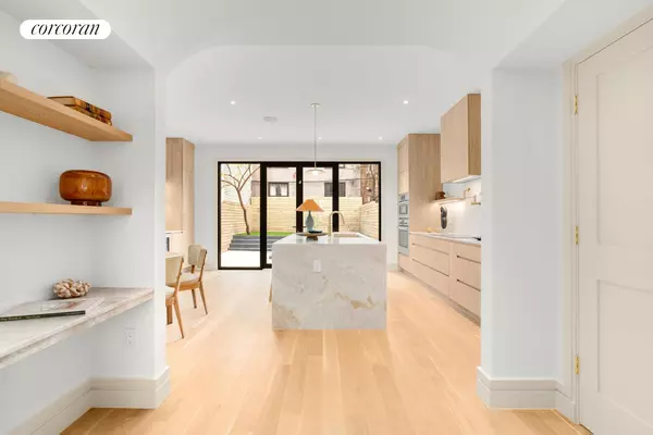 Brooklyn, NY 11211,980 METROPOLITAN Avenue