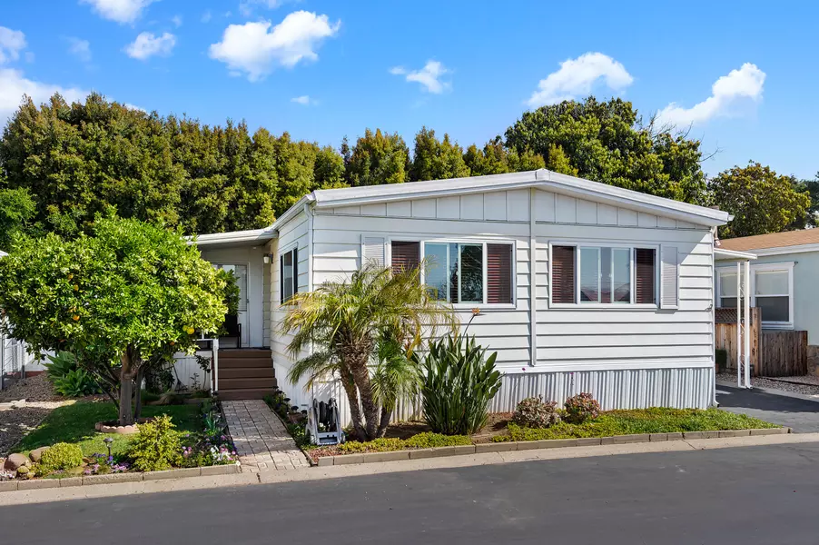 3950 Via Real, Carpinteria, CA 93013