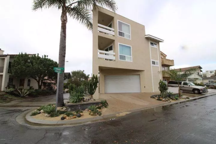 2301 Chico CT Court, Oxnard, CA 93035