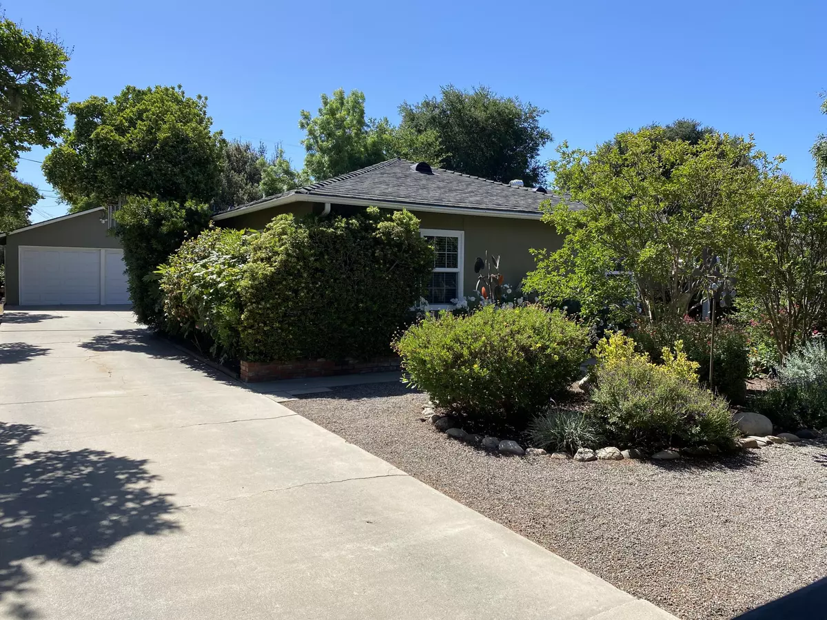 Solvang, CA 93463,360 2nd ST Street