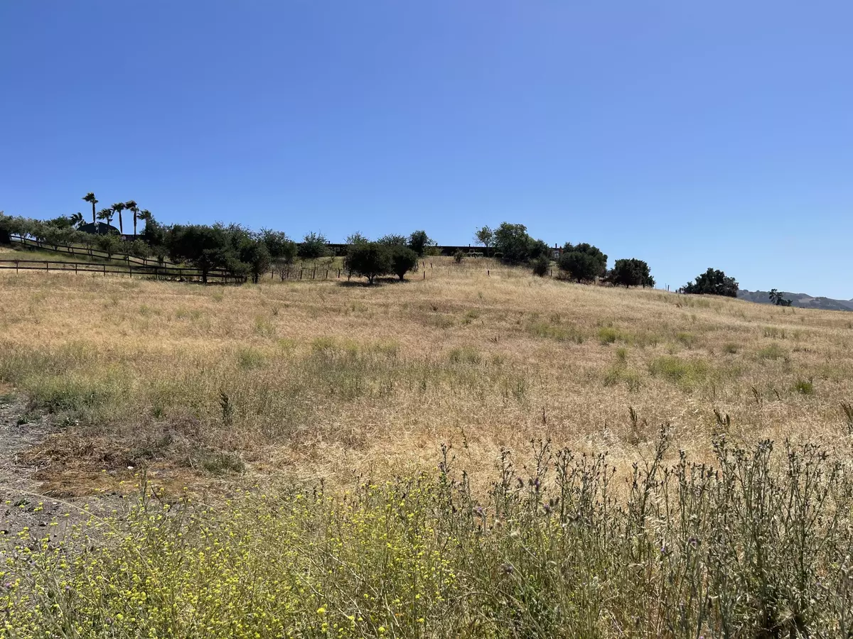 Los Alamos, CA 93440,730 My RD Road