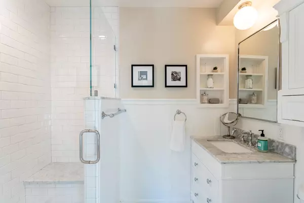 Santa Barbara, CA 93103,516 E Micheltorena ST Street