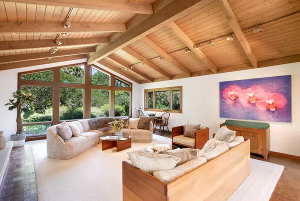 2252 Stanwood DR Drive, Santa Barbara, CA 93103