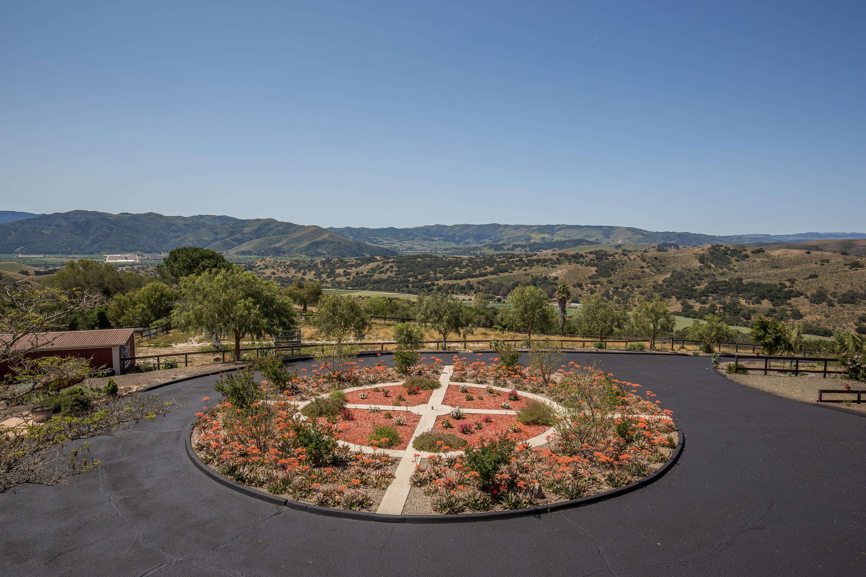 1833 Cougar Ridge RD Road, Buellton, CA 93427