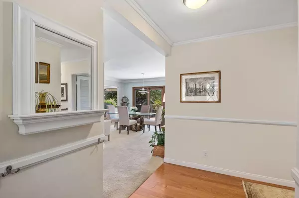 Santa Barbara, CA 93111,5220 James RD Road