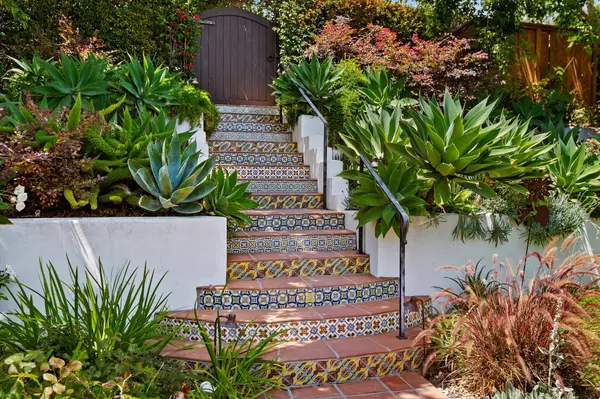 Santa Barbara, CA 93105,962 Cheltenham RD Road