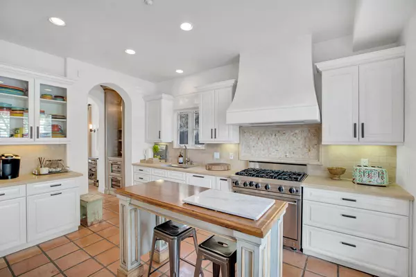 Santa Barbara, CA 93101,1515 Olive ST Street