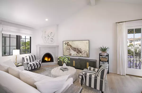 Santa Barbara, CA 93101,105 W De La Guerra ST Street