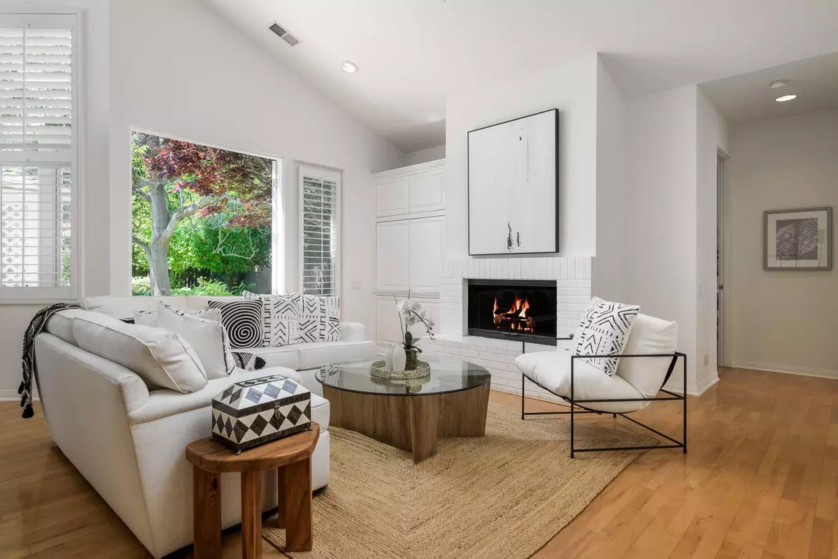 Santa Barbara, CA 93110,1070 Diamond Crest CT Court