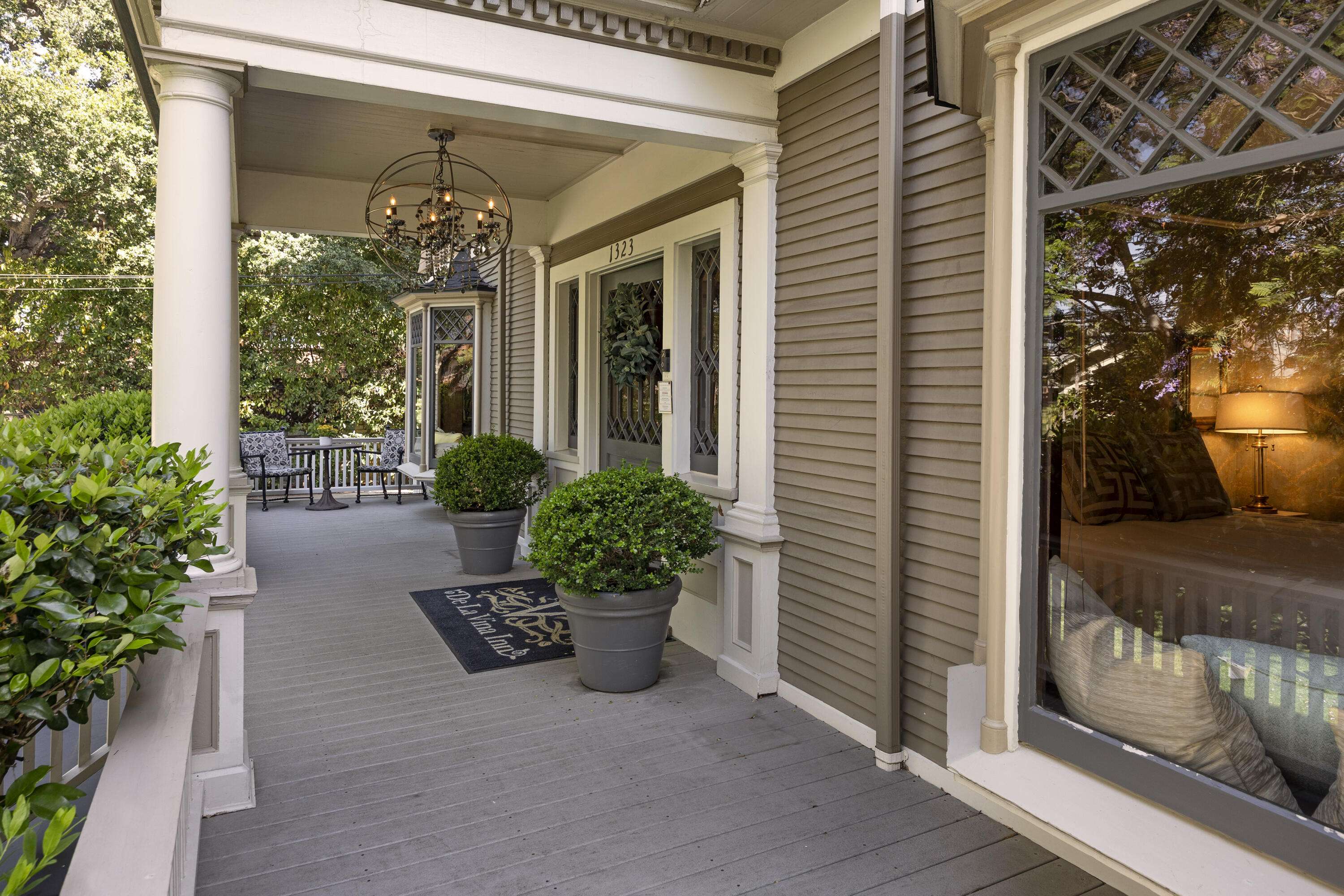 1323 De La Vina ST Street, Santa Barbara, CA 93101