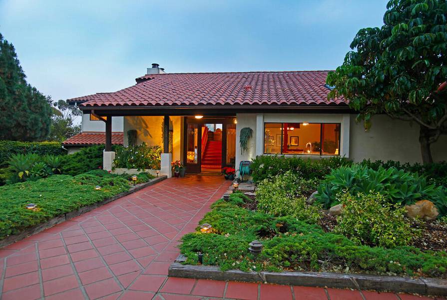 238 Las Alturas RD Road, Santa Barbara, CA 93103