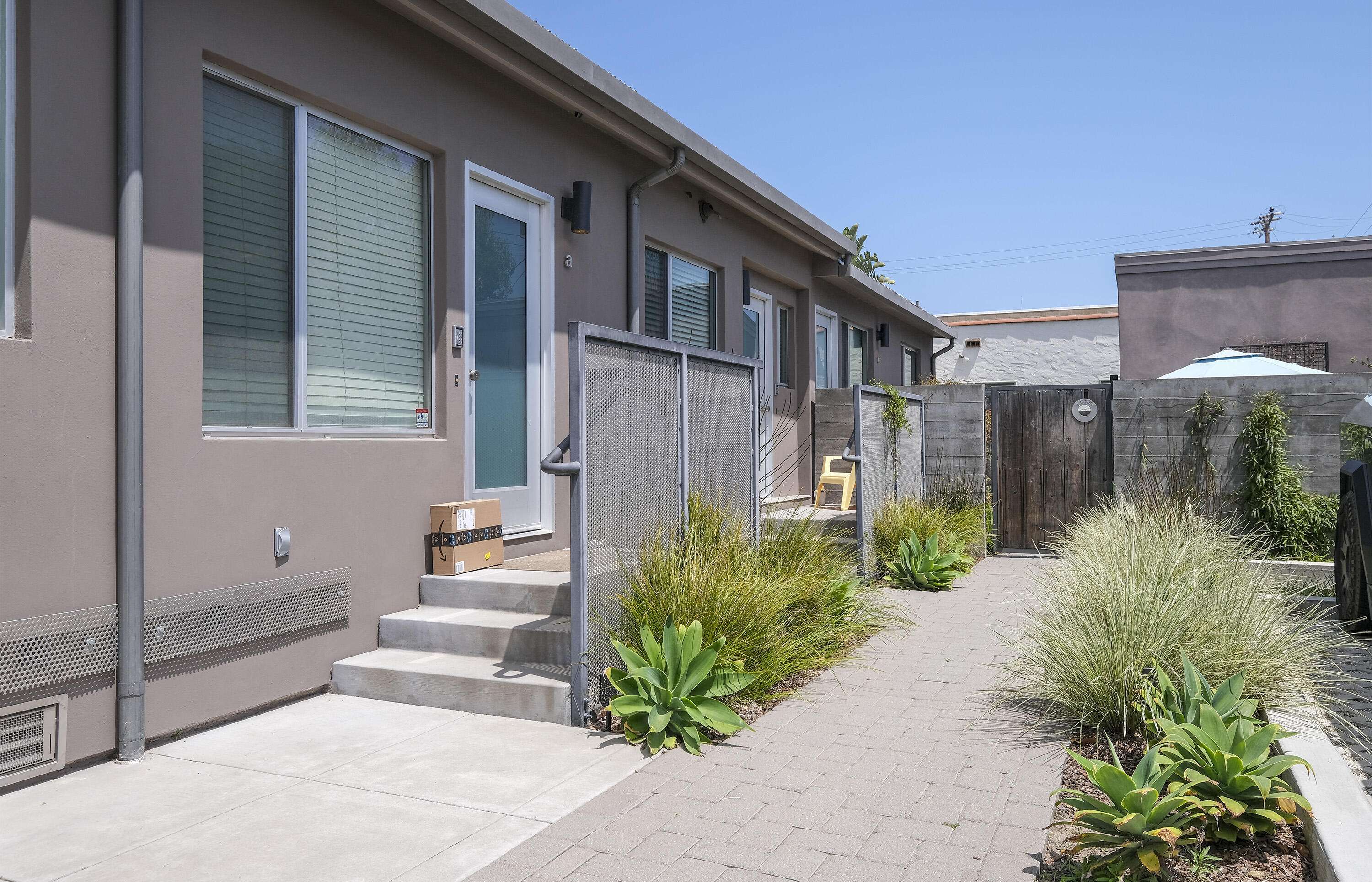 706 E Haley ST Street, Santa Barbara, CA 93103