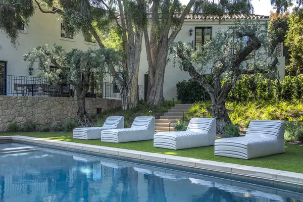 Santa Barbara, CA 93108,204 Hot Springs RD Road