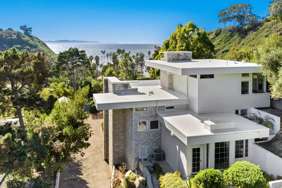 24 Wade CT Court, Santa Barbara, CA 93109