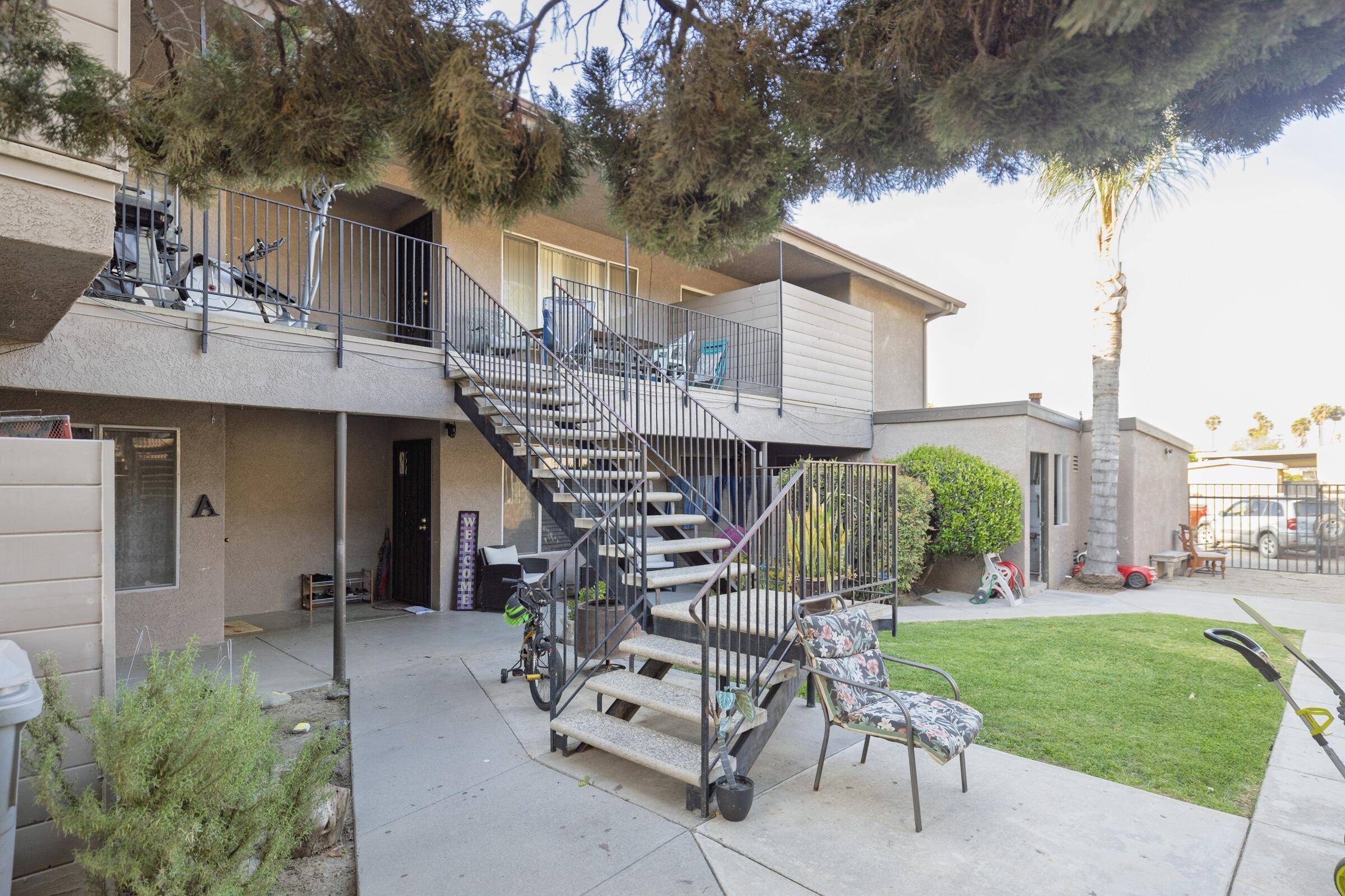 Santa Paula, CA 93060,327-331 S Steckel Dr