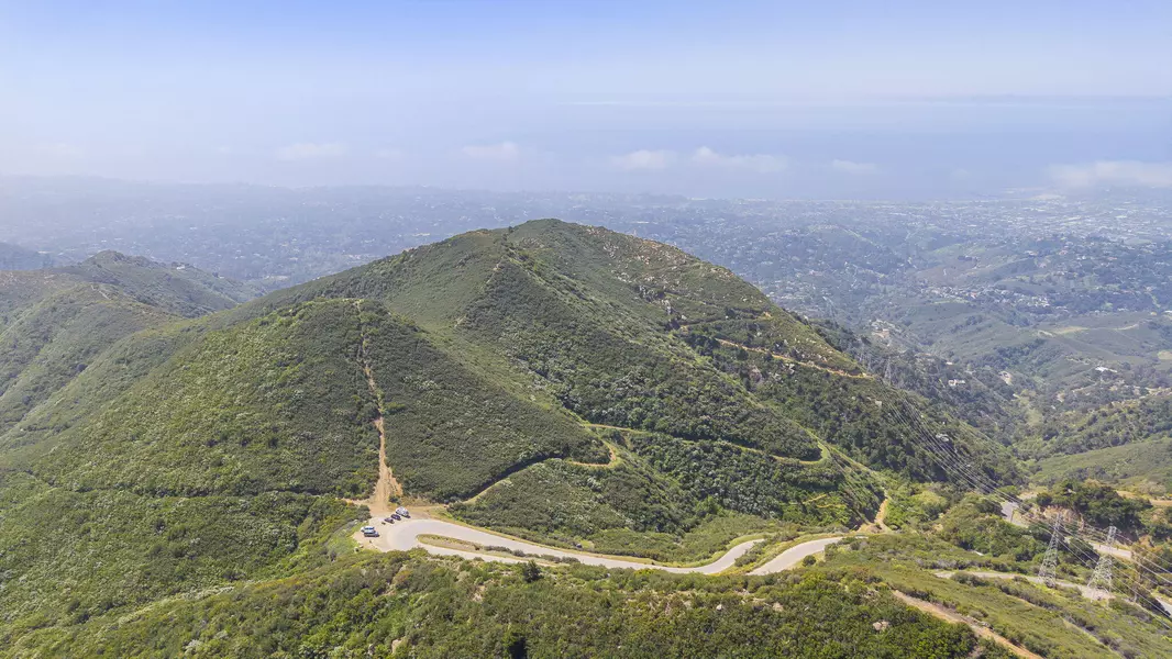 2888 Gibraltar RD Road, Santa Barbara, CA 93105